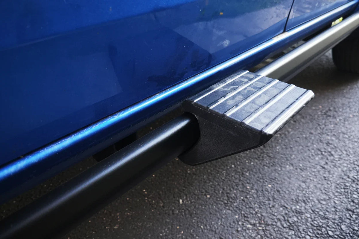 Close-up of a ZR2Steps high-position step mounted on a Colorado rock slider